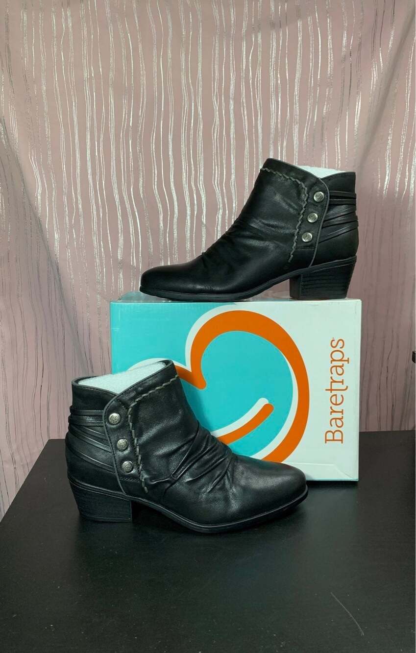Bare Traps Shoes | Bethany Ruched Ankle Boots / Booties